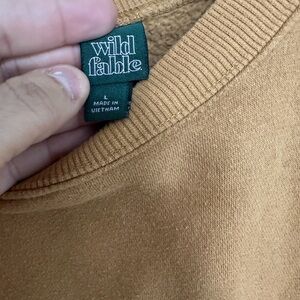 Wild Fable Men's Camel Crewneck Sweater